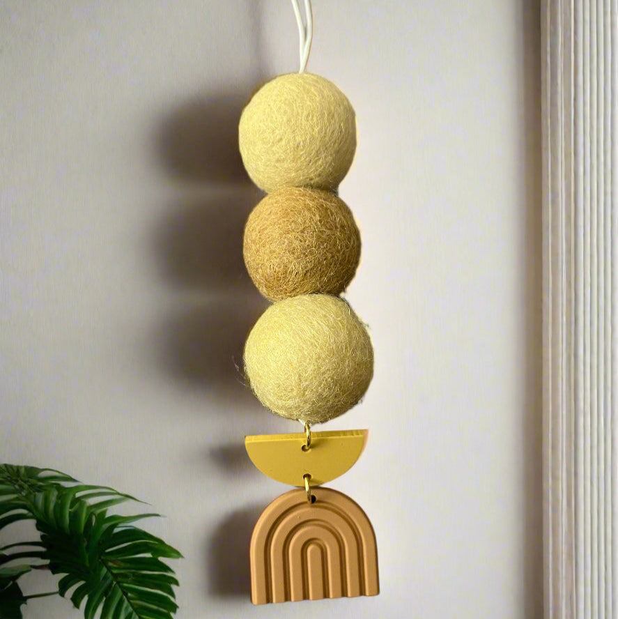 Smelly Van Dangle w/ 3 Scent Balls Geometric Rainbow Decorative Hanger